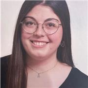 Chica organizada con experiencia que ofrezco clases particulares acompañada d esquemas/ resúmenes, primaria y ESO.